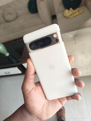 Google Pixel 8 Pro