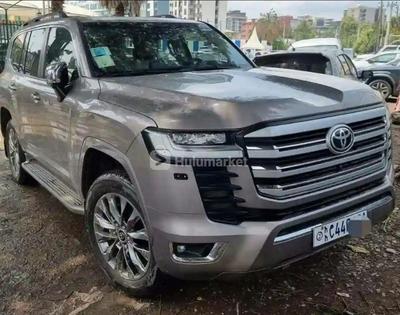 Toyota Land Cruiser 2023 Automatic