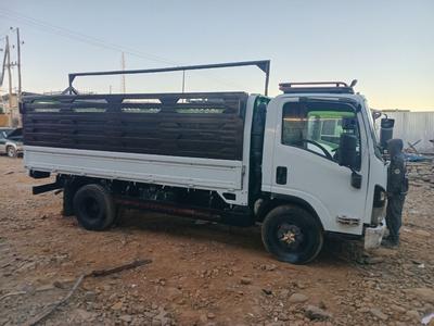 Isuzu