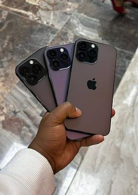 Apple iPhone 14