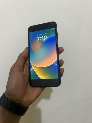 Apple iPhone 8 Plus 64 GB