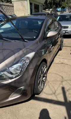 Hyundai Elantra 2012 Automatic