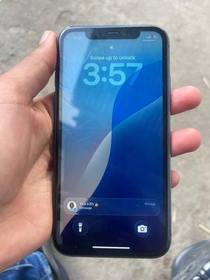Apple iPhone 11 64 GB