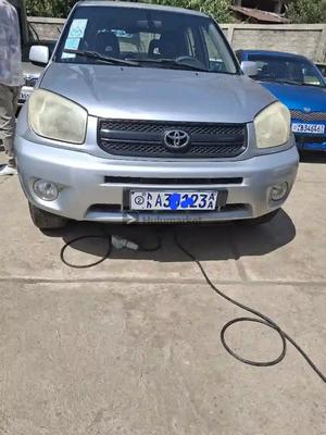 Toyota RAV4 2005 Manual
