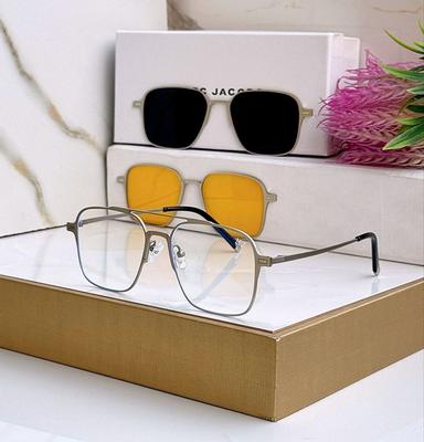 ✨ ማርክ ጃኮብስ 3-በ-1 sunglasses 🕶️✨