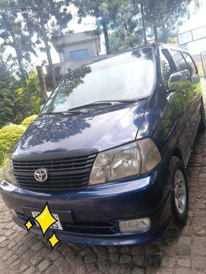 ደረጃ1 የሆነ ንፁህ መኪና Toyota Dolphin Shark full Van