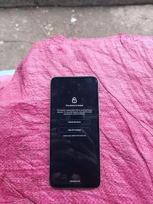 Xiaomi Redmi 12