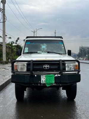 Toyota Land Cruiser 2005 Manual