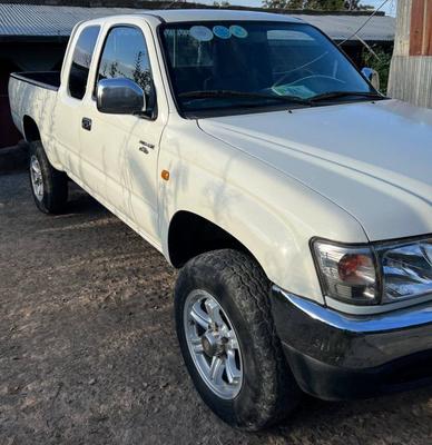 Hilux ብሎ ዝም