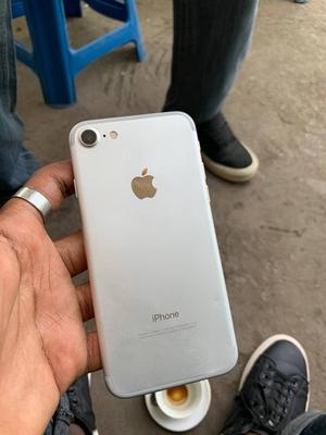 Apple iPhone 7 32 GB