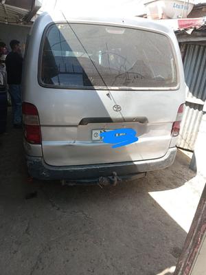 የሚከራይ 2LT ዶልፊን ቫን
