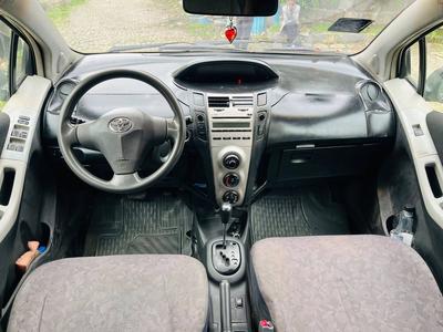 Toyota Yaris 2009