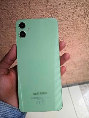 Samsung Galaxy A05 64 GB