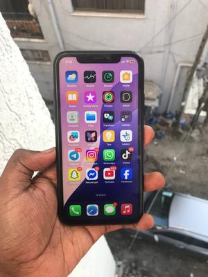 Apple iPhone XR 64 GB