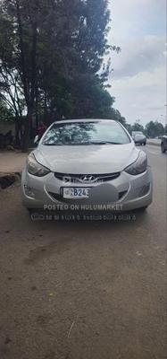 Hyundai Elantra 2013