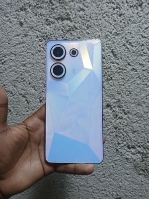 Tecno Camon 20