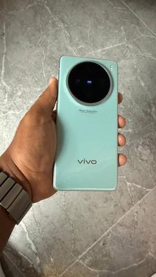 🆕 Vivo X100s