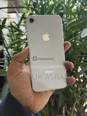 Apple iPhone 8 64 GB