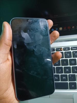 Apple iPhone 11 64 GB