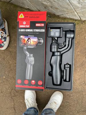 **Gimbal Play F10 - 3-Axis Gimbal Stabilizer