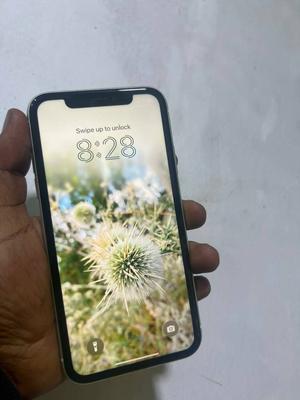 Apple iPhone XR 64 GB