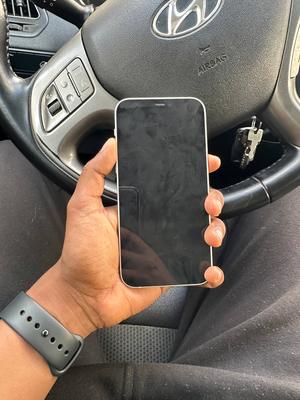 Apple iPhone 12 64 GB