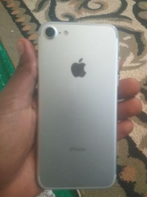 Apple iPhone 7