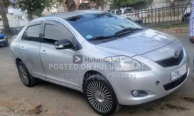 Toyota Yaris 2010 Automatic