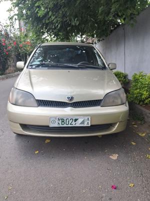 Toyota Platz 2001 Automatic