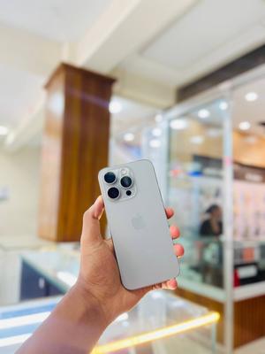 Apple iPhone 15 Pro 128 GB