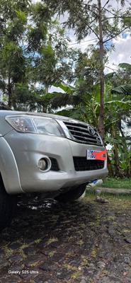 Toyota Hilux 2012 Manual