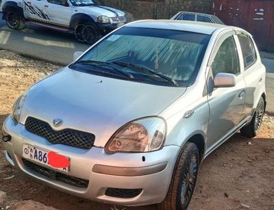 Toyota Vitz 2004 Automatic