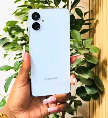 Samsung Galaxy A06
