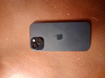 Apple iPhone 15