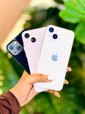 Apple iPhone 13