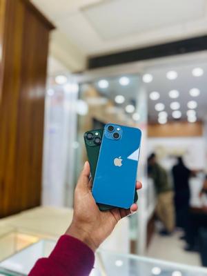 Apple iPhone 13 128 GB