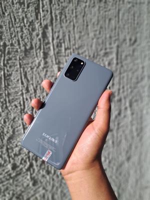 Samsung Galaxy S20 256 GB