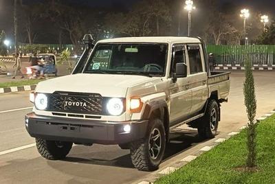 Toyota Land Cruiser 2018 Manual