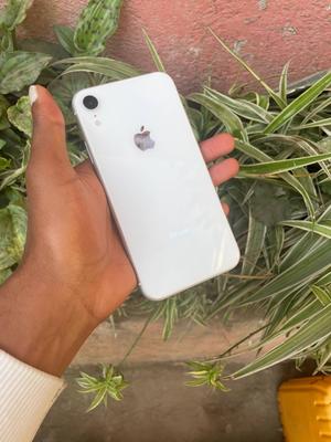 Apple iPhone XR