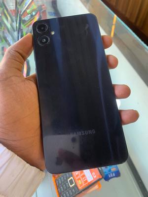 Samsung Galaxy A05 64 GB