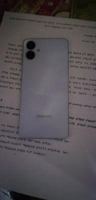 Samsung Galaxy A06 128 GB