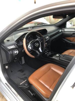 Make:Mercedes -Benz