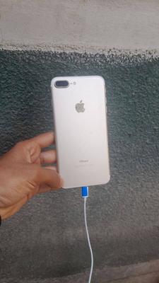 Apple iPhone 7 Plus