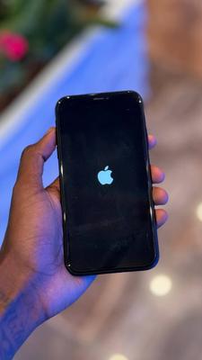 Apple iPhone XR 64 GB