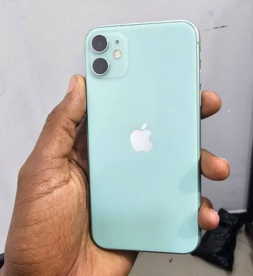 Apple iPhone 11