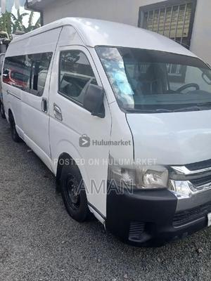 Toyota Hiace 2008