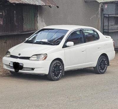 Toyota Platz 2001 Automatic