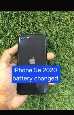 Apple iPhone SE 128 GB
