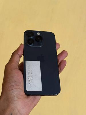 📲Iphone 15pro sim lock