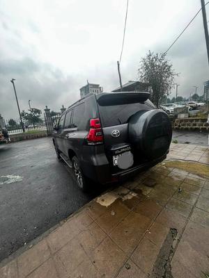 Toyota Land Cruiser 2023 Automatic